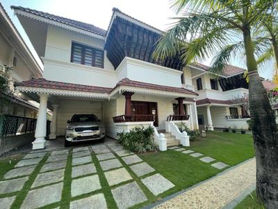 Gallery Cover Image of 2800 Sq.ft 4 BHK Villa for rent in Kent Nalukettu Palm Villas, Kakkanad for 50000