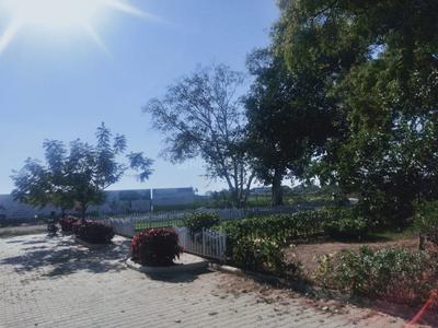 Gallery Cover Image of Sq.ft Residential Plot for buy in Oragadam for 2700000