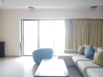 Gallery Cover Image of 1415 Sq.ft 3 BHK Apartment for buy in Parel for 40100000