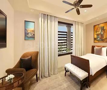 Gallery Cover Image of 7200 Sq.ft 5 BHK Apartment for buy in DLF Phase 3 for 144000000