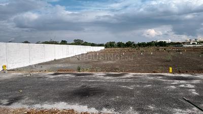 Gallery Cover Image of Sq.ft Residential Plot for buy in Saravanampatty for 450000