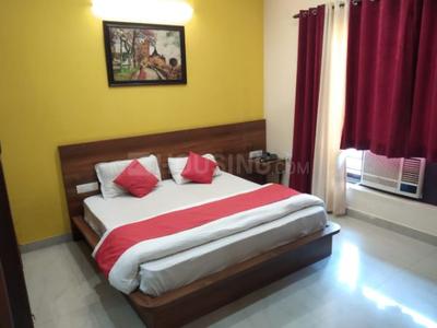 Bedroom Image of Ronit Girls PG in Sector 47
