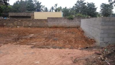 Gallery Cover Image of Sq.ft Residential Plot for buy in Chokkanahalli for 5000000