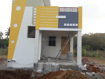 Gallery Cover Image of 1320 Sq.ft 1 BHK Independent House for buy in Selaiyur for 8420000