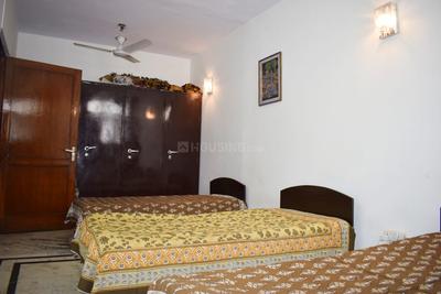 Bedroom Image of Prashant PG in Greater Kailash I