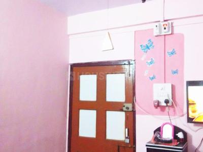 Gallery Cover Image of 630 Sq.ft 2 BHK Apartment for buy in Kalyan West for 3300000