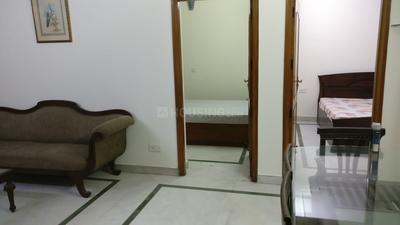 Gallery Cover Image of 1000 Sq.ft 2 BHK Apartment for buy in Vasant Kunj for 5500000