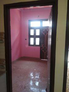 Gallery Cover Image of 450 Sq.ft 1 BHK Independent House for buy in Lal Kuan for 1850000