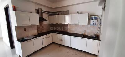 Gallery Cover Image of 1500 Sq.ft 3 BHK Apartment for rent in Saya Zion, Noida Extension for 14000