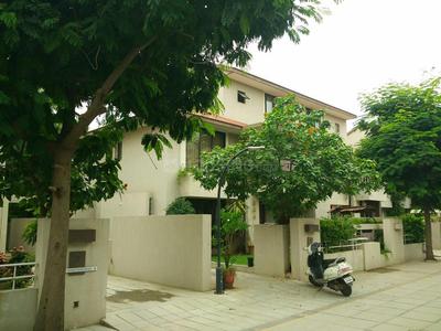 4 BHK Independent House