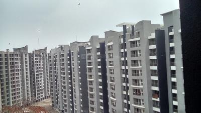 Gallery Cover Image of 610 Sq.ft 1 BHK Apartment for buy in Radha Valley for 1525000
