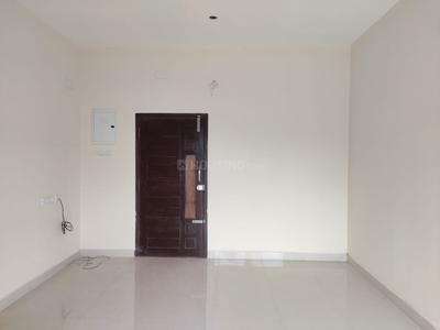 Gallery Cover Image of 770 Sq.ft 2 BHK Apartment for buy in Virugambakkam for 4620000