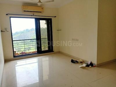 Gallery Cover Image of 1150 Sq.ft 3 BHK Apartment for rent in Raheja Heights, Malad East for 55000