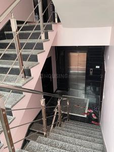 Gallery Cover Image of 1000 Sq.ft 2 BHK Apartment for rent in Lanka for 12000