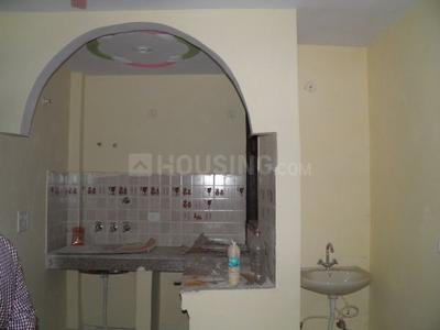 Gallery Cover Image of 500 Sq.ft 2 BHK Independent Floor for buy in Shakarpur Khas for 2700000