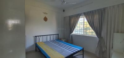 Gallery Cover Image of 1082 Sq.ft 2 BHK Apartment for buy in Mahaveer Lakes, Sunkalpalya for 4800000