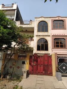 Gallery Cover Image of 900 Sq.ft 3 BHK Independent House for buy in Vasundhara for 11000000