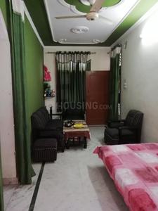 Gallery Cover Image of 950 Sq.ft 2 BHK Apartment for buy in Shastri Nagar for 2550000