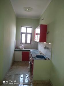 Gallery Cover Image of 516 Sq.ft 1 BHK Independent Floor for buy in Chipiyana Buzurg for 1255000