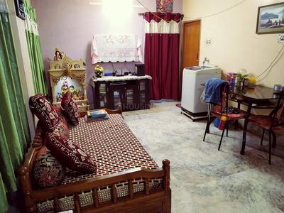 Gallery Cover Image of 640 Sq.ft 1 BHK Independent Floor for buy in South Dum Dum for 2000000