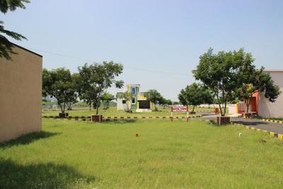 Gallery Cover Image of Sq.ft Residential Plot for buy in Tiruvallur for 624375