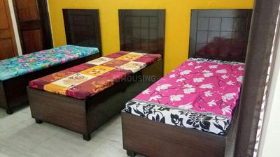 Bedroom Image of Luxury PG in Sector 15