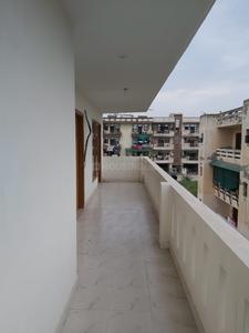 Gallery Cover Image of 1800 Sq.ft 3 BHK Apartment for buy in Sector 39 for 12500000