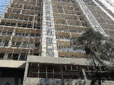 Gallery Cover Image of 756 Sq.ft 1 BHK Apartment for buy in Andheri West for 16500000