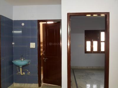 Gallery Cover Image of 710 Sq.ft 3 BHK Apartment for buy in Karala for 5089990