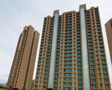 Gallery Cover Image of 750 Sq.ft 1 BHK Apartment for buy in Malad West for 11000000