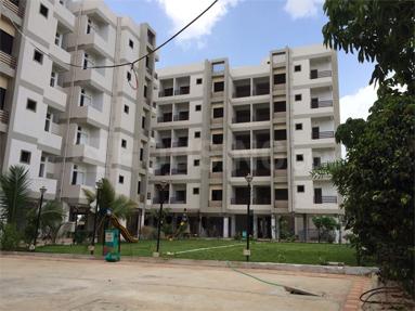 Gallery Cover Image of 1550 Sq.ft 3 BHK Apartment for rent in Chandkheda for 25000