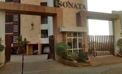 Gallery Cover Image of 650 Sq.ft 1 BHK Apartment for buy in Malad West for 9600000