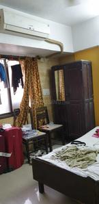 Bedroom Image of PG 4443505 Kalbadevi in Kalbadevi
