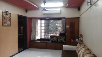 Gallery Cover Image of 575 Sq.ft 1 BHK Apartment for buy in Kandivali West for 11500000