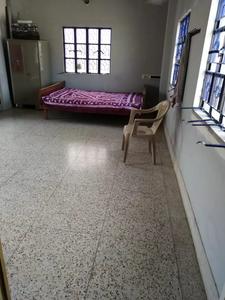दम दम कैंटोनमेंट में निहार में लिविंग रूम की तस्वीर