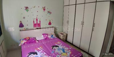 Gallery Cover Image of 2500 Sq.ft 5 BHK Apartment for buy in Malad East for 33000000