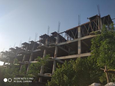 Gallery Cover Image of 973 Sq.ft 2 BHK Apartment for buy in Chromepet for 4767700