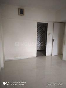 Gallery Cover Image of 750 Sq.ft 1 BHK Apartment for buy in Malad East for 13500000