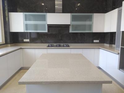 Gallery Cover Image of 9000 Sq.ft 5 BHK Independent House for buy in Sat Bari for 75000000
