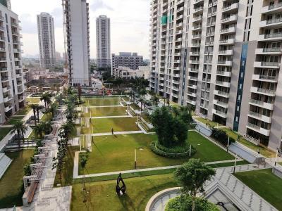 4 BHK फ़्लैट