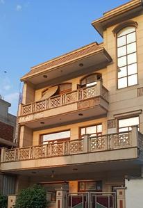 Gallery Cover Image of 1530 Sq.ft 6 BHK Independent House for buy in Paschim Vihar for 71000000