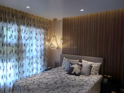 Gallery Cover Image of 897 Sq.ft 3 BHK Apartment for buy in Kandivali East for 22300000