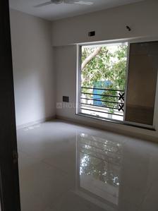 Gallery Cover Image of 850 Sq.ft 2 BHK Apartment for buy in Kandivali West for 14500000