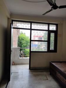 Gallery Cover Image of 500 Sq.ft 1 BHK Independent Floor for buy in Krishna Nagar for 2800000