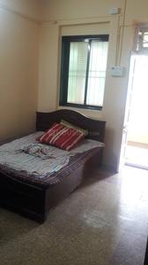 Gallery Cover Image of 400 Sq.ft 1 BHK Apartment for rent in Khar West for 30000