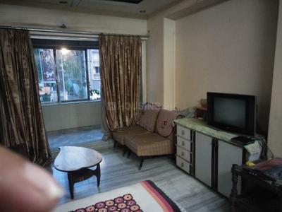 Gallery Cover Image of 800 Sq.ft 2 BHK Apartment for buy in Prabhadevi for 25500000