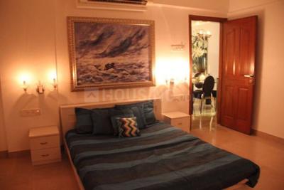 Gallery Cover Image of 2000 Sq.ft 3 BHK Apartment for buy in Santacruz West for 75000000