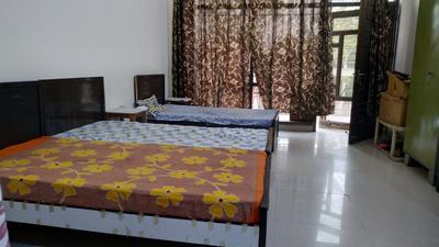 Bedroom Image of Girls PG Sector 19 , 27 in Sector 19