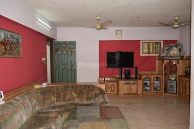 Gallery Cover Image of 900 Sq.ft 2 BHK Apartment for buy in Kandivali West for 22500000