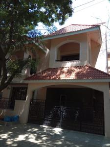 Gallery Cover Image of 5000 Sq.ft 4 BHK Independent House for buy in Kalyan Nagar for 45000000